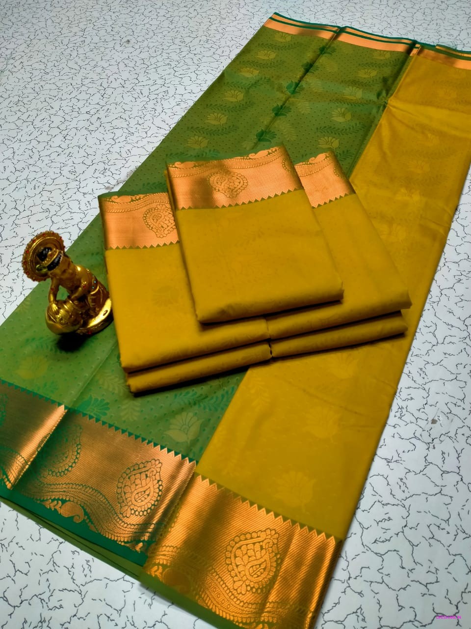 Poonthamil sarees (jmfsee18)