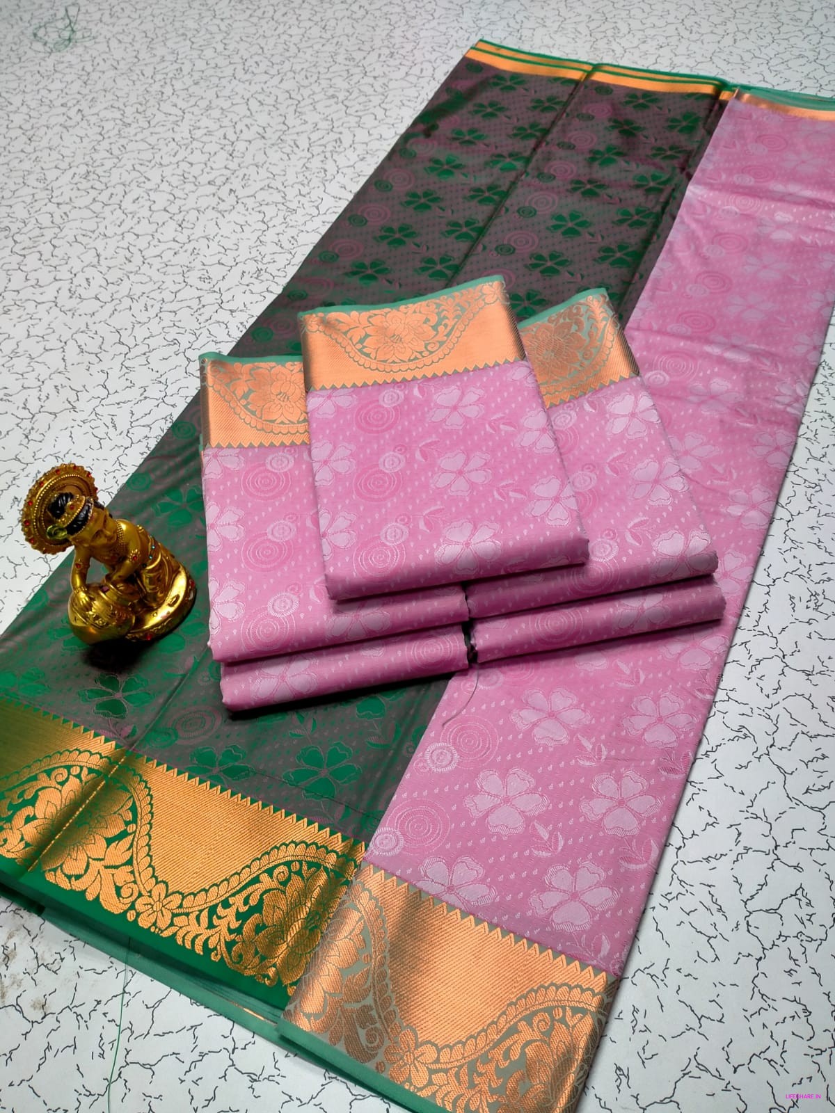 Poonthamil sarees